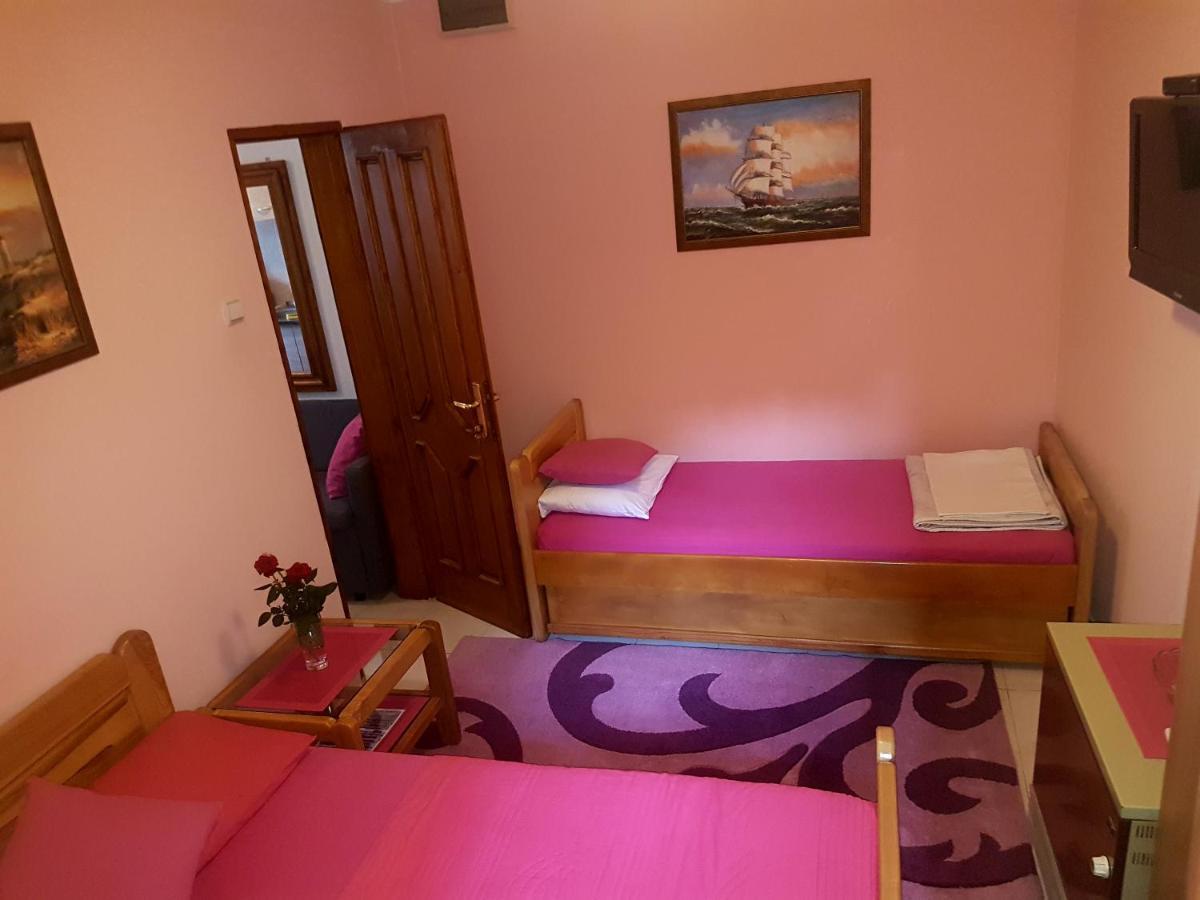 Apartment Ksenija Kotor Værelse billede