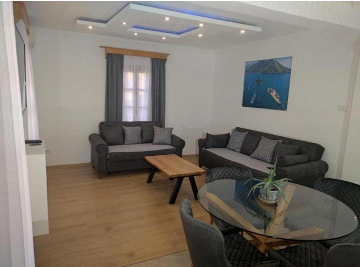 Apartment Ksenija Kotor Eksteriør billede