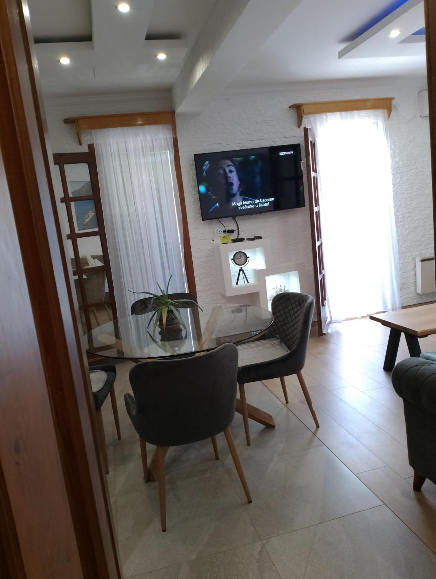 Apartment Ksenija Kotor Eksteriør billede